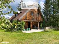 Drewniany dom z modrzewia w miejscowości Jeleniowo