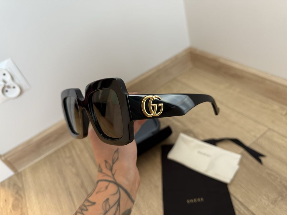 Gucci okulary przeciwsłoneczne GG1547S
