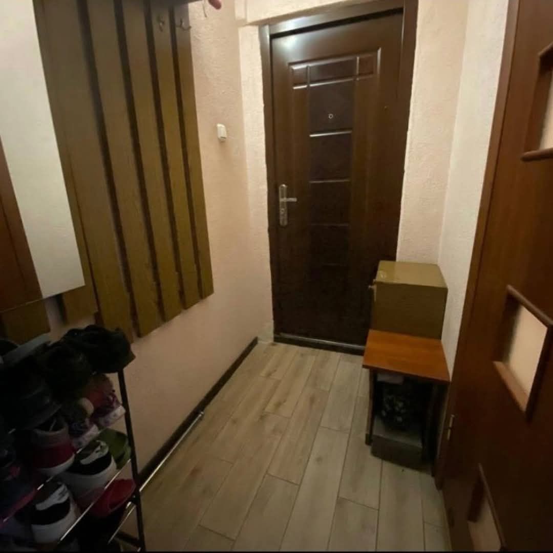 Продаж 2-кім кВ в ценлянгму будинку вул. Пасічна