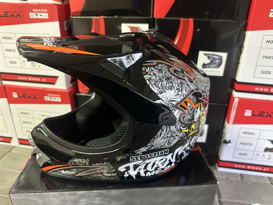 Nowy Kask L 57- 58 cm City Bike czarny crossowy full face CE