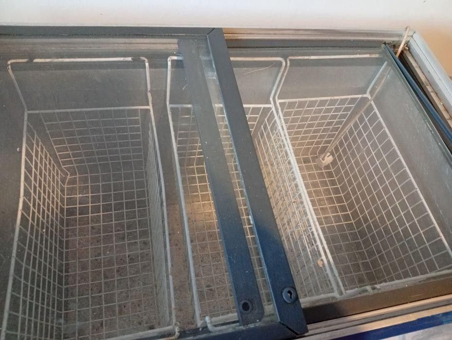 Продам морозильну камеру