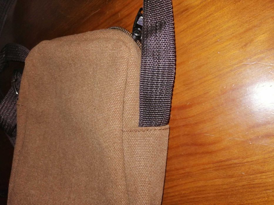 Bolsa de ombro castanha NOVA