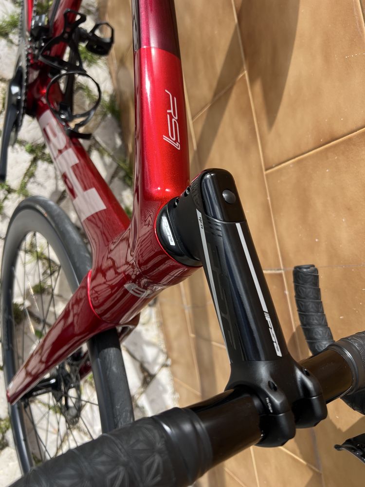 Bike de estrada BH RS1   2023