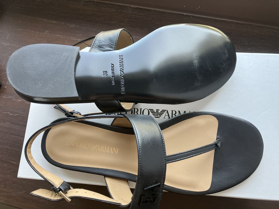 Emporio Armani luksusowe wloskie japonki / klapki skorzane New 38/39