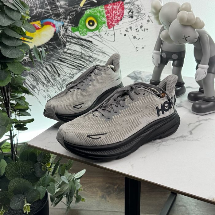Кросівки Hoka Clifton 9 41 розмір 5142