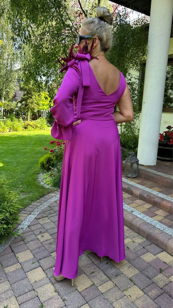 Sukienka elegancka 40 szyta na miarę