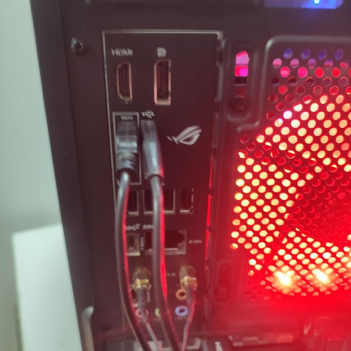 Системный блок  Intel Core i5-11600KF
RAM 32 GB
Відеока