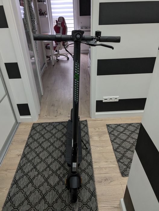 Hulajnoga Elektryczna Acer Electric Scooter 5 black