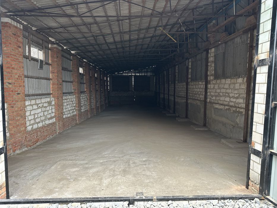 Тульчин вул. Польова Ангар склад присіщення 250 м2