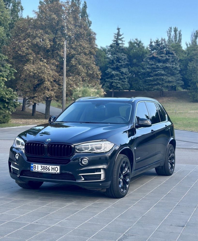 Продам BMW X5 F15