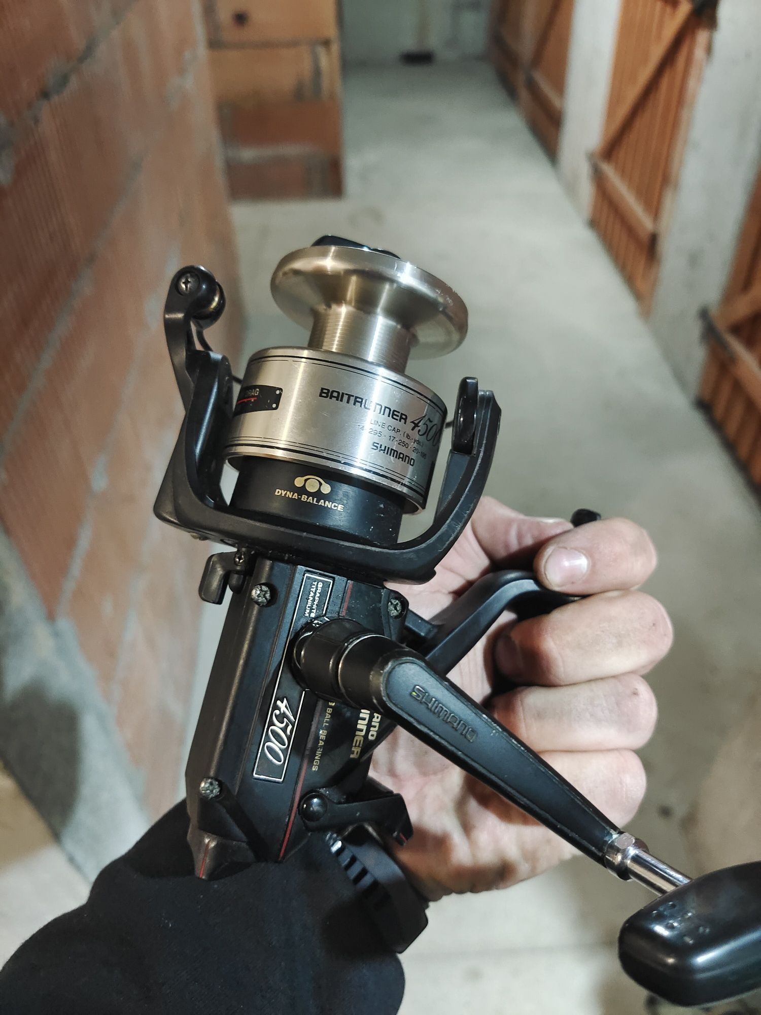 Kołowrotek Shimano baitrunner 4500B