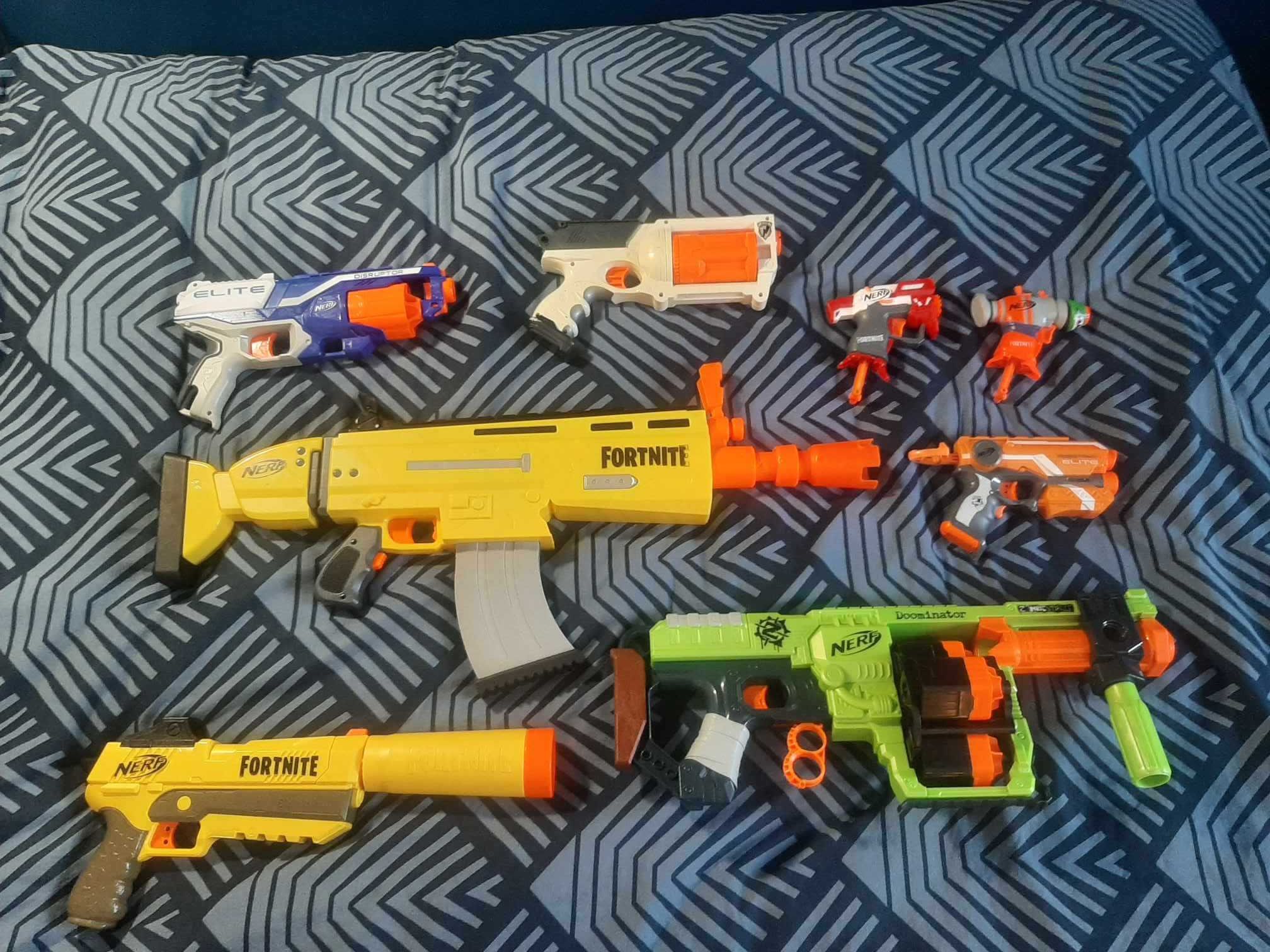 Pistolet Nerf Zombie Strike Doominator