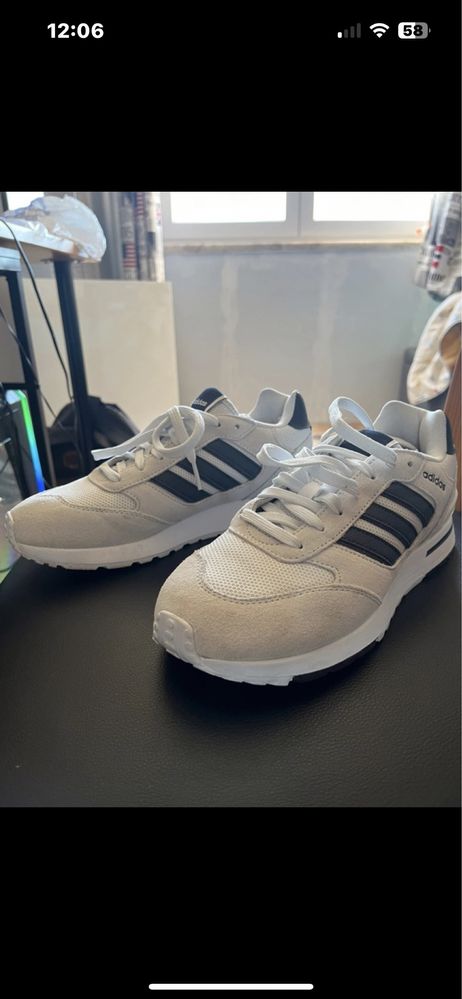 Ténis adidas run 80’s