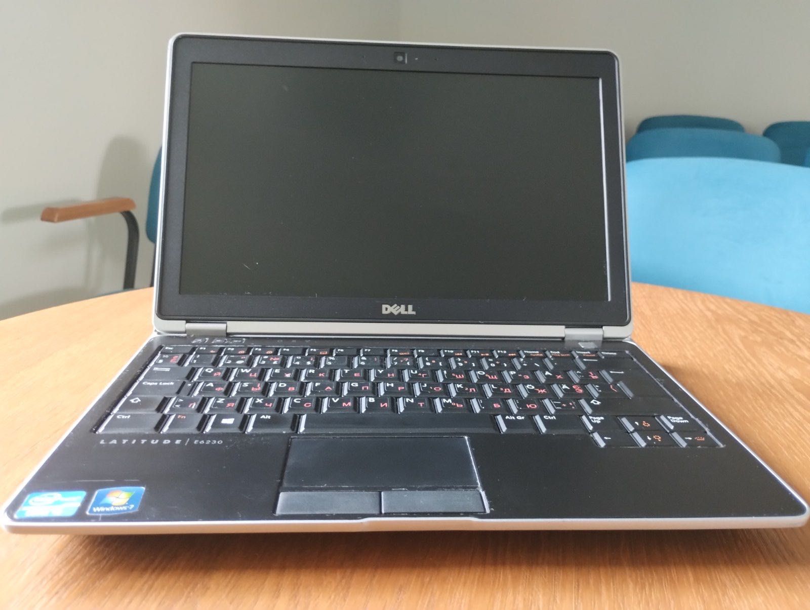 Ноутбук Dell E6230