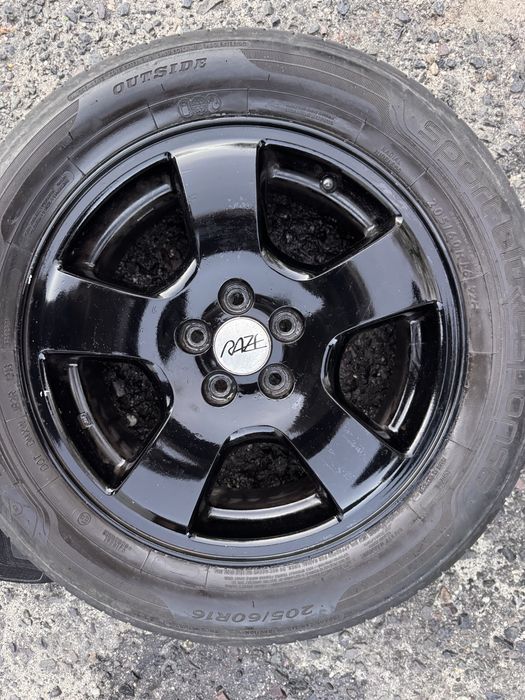 Felgi 16 cali Subaru Forester II opony 205/60 r16 lato