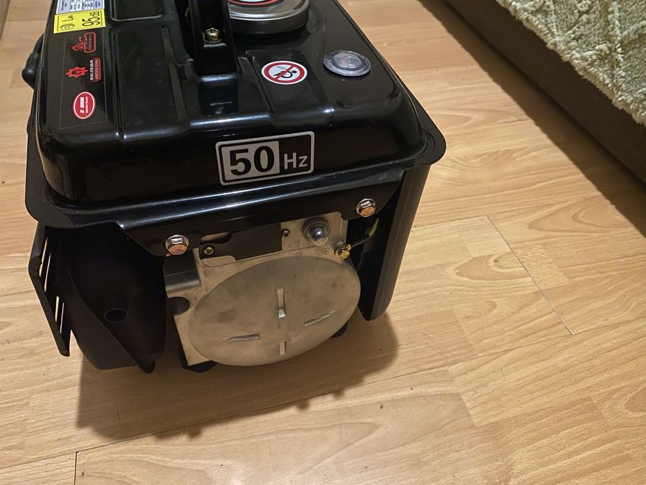 Генератор бензиновий портативний 800 Вт