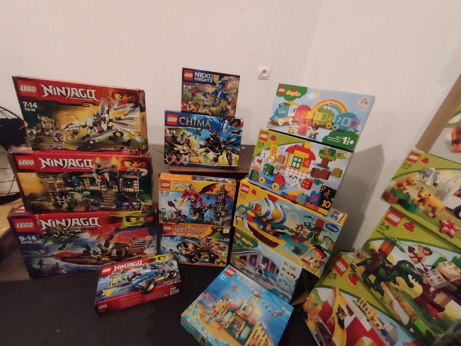 Kartony po klockach lego