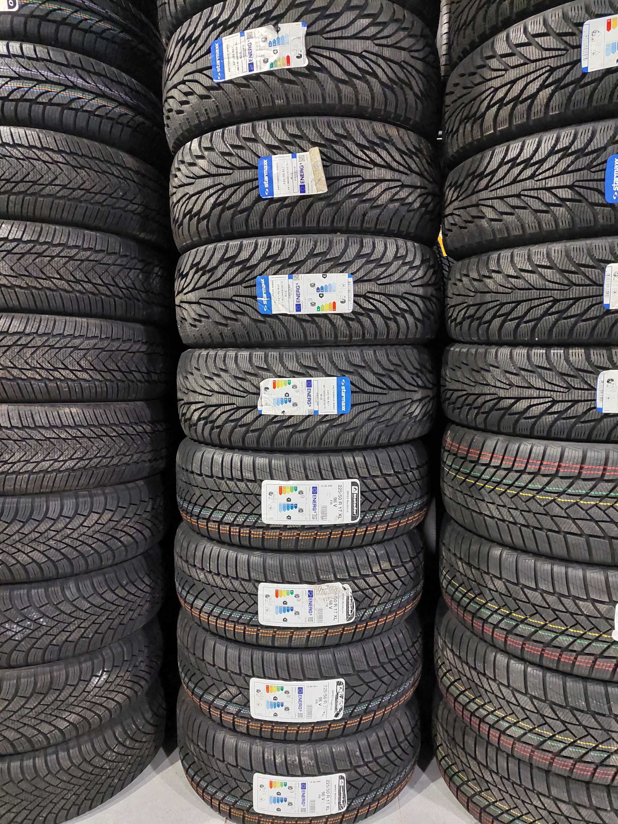 Зимні шини 225/50r17 Aplus NexenRoadmach