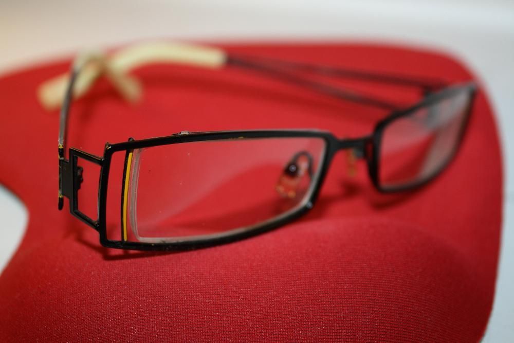 okulary damskie korekcyjne - minus 2,75 wraz z etui