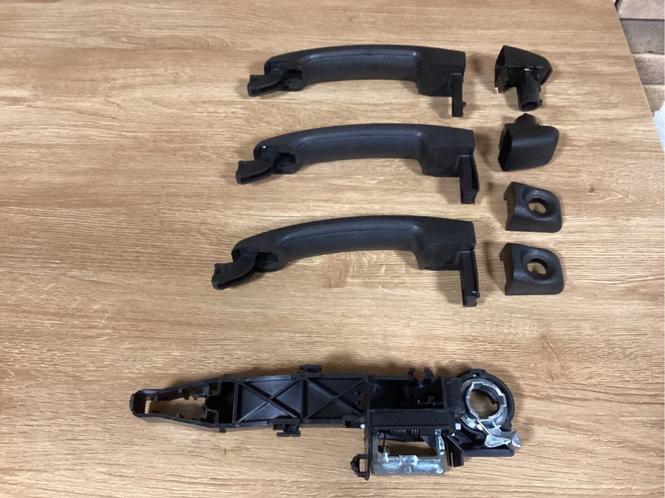 Ручка відсувної дверки Рено Мастер 3 Опель Мовано задньої дверки