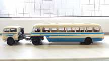 Skoda 706 RTTN +karosa No 80 kultowe ciężarówki prl skala1/43
