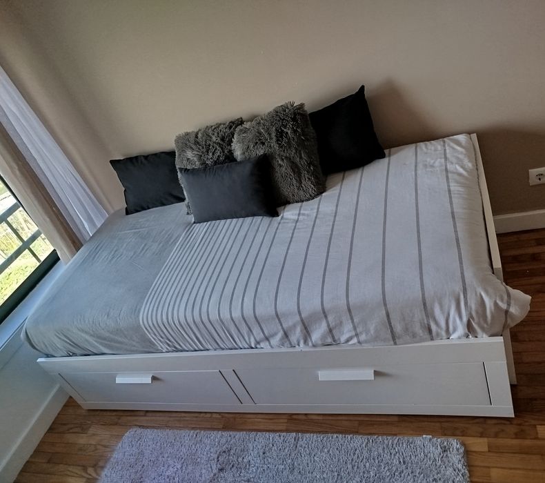 Cama Indv/dupla BRIMNES
Cama indiv/dupla c/2 gav, branco