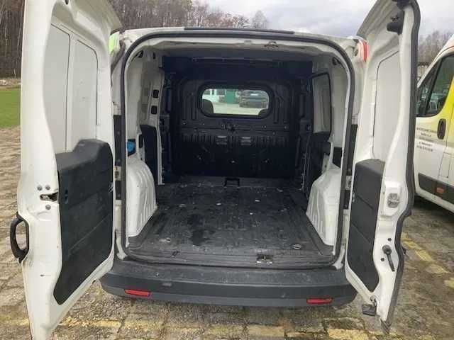Fiat Doblo l1h1 Klima Salon Polska 1 wł. rok 2013 dobra kondycja