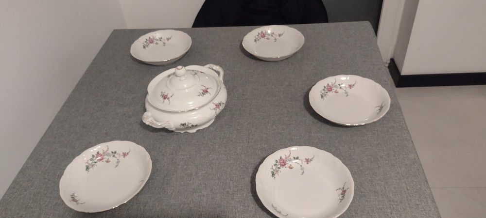 Porcelana  polska W wawel, komplet 13szt