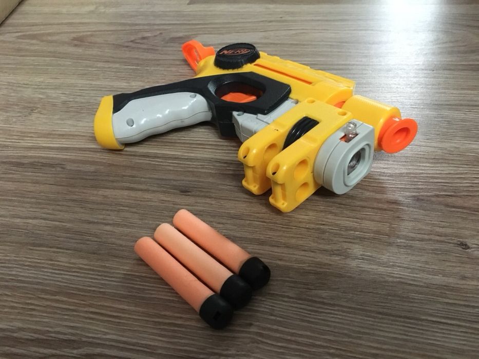 Pistolet Nerf n-strike finder