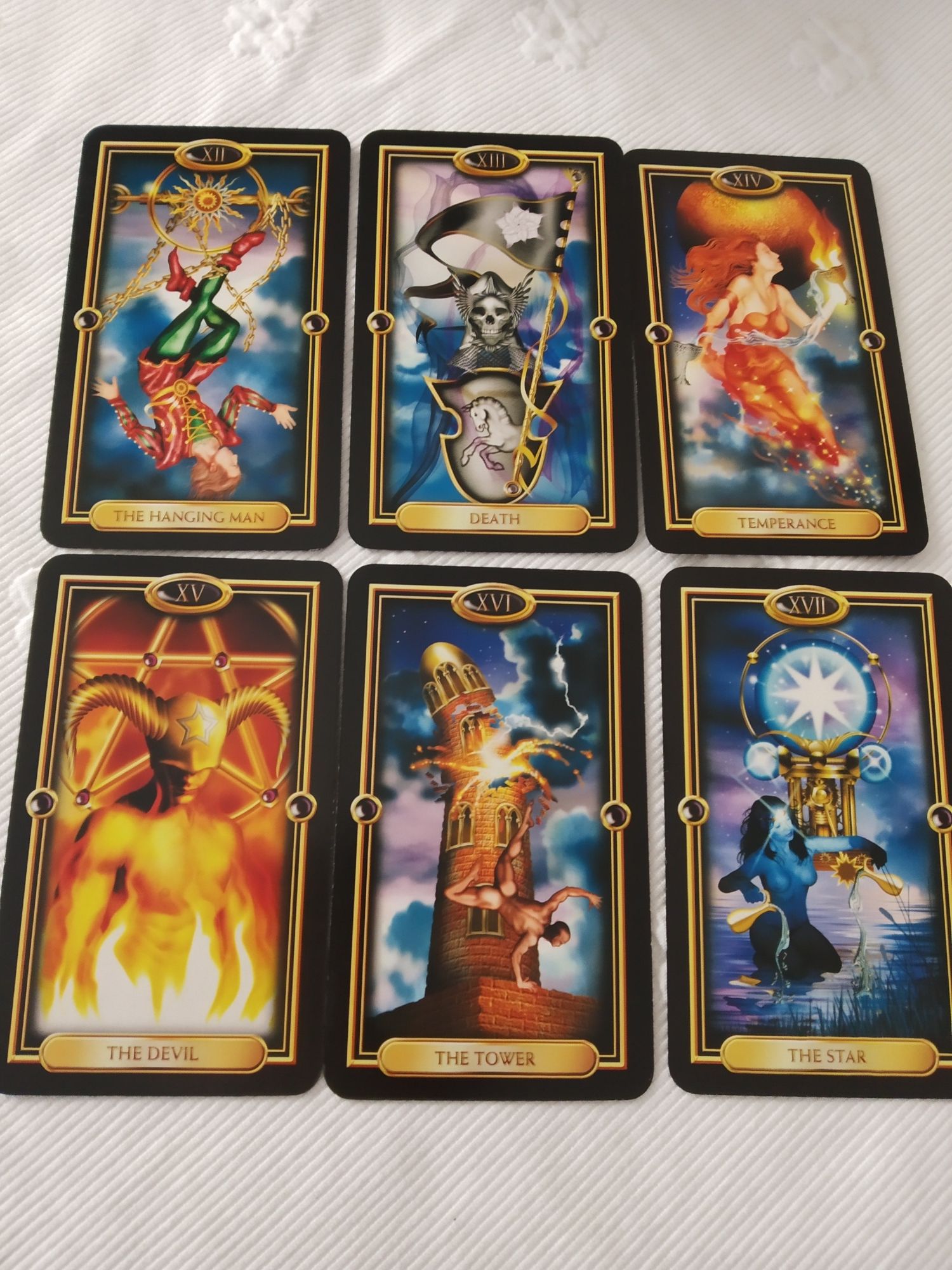 Baralho de Tarot lindíssimo, novo