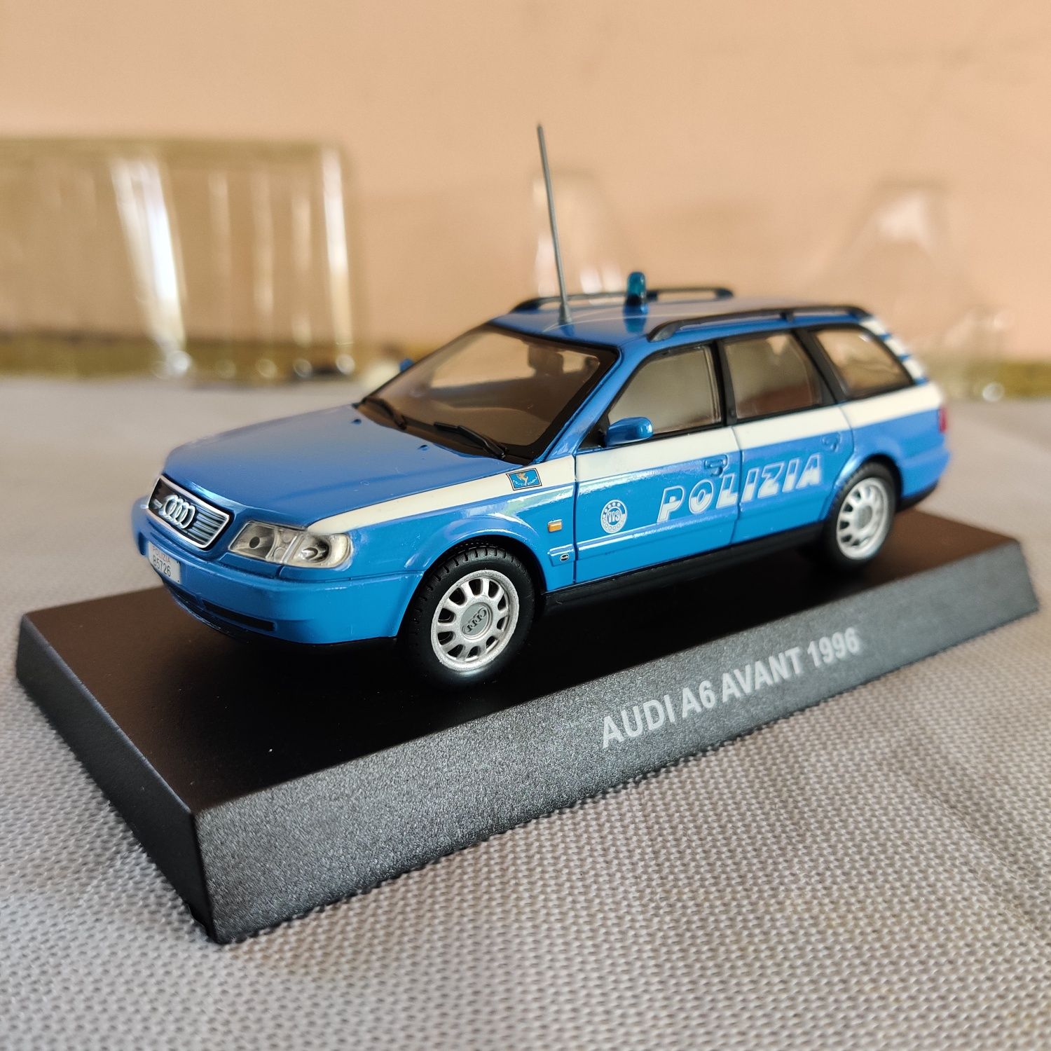 1:43 1996 Audi A6 C4 Avant 2.0 Quattro Polizia Di Stato DeAgostini