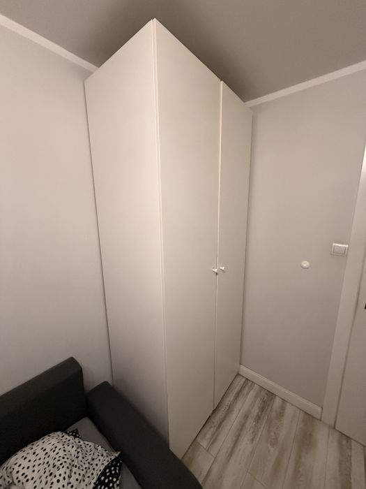 Bardzo pojemna szafa ikea