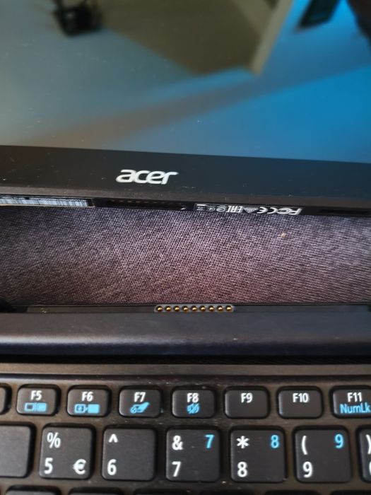 Sprzedam Laptopa ACER ONE 10