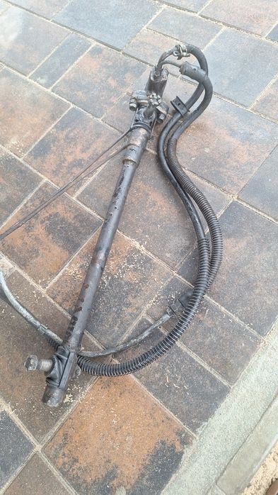 Продам тягу с золотником и рулевую колонку на газ66