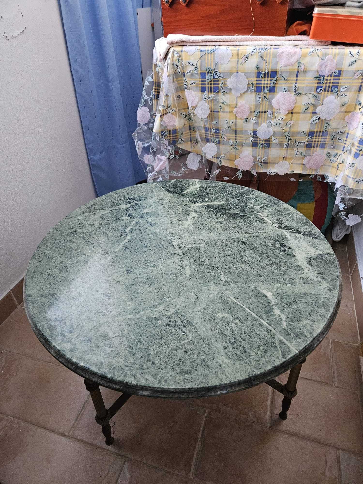 Mesa sala de estar em mármore