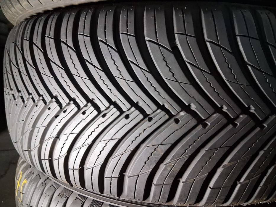 245/45 19 Maxxis Premitra резина всесезонна