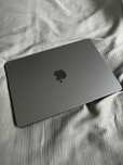 MacBook Air 15 cali / M2 / 16 GB RAM / 512 GB / Space Gray