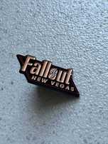 Pin Estilo "Fallout: New Vegas" - Novo, Selado