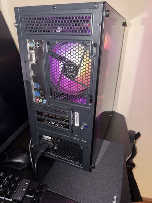 Flux core ryzen 5 5500 . Nvidia 4060ti com 16gb . 32gb  ram 1tb ssd