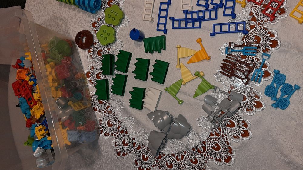 1,5 zl każdy klocek lego duplo