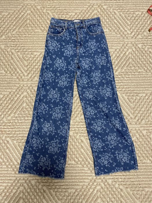 Продам підлітковий джинслвий костюм