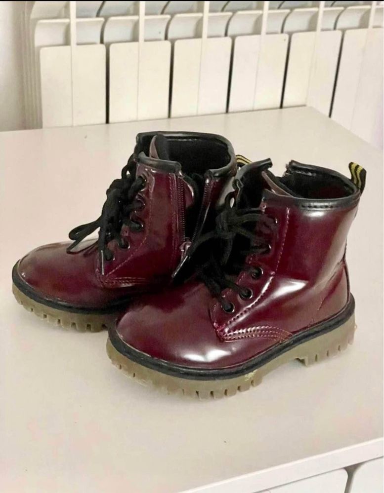Botas tamanho 24 menina