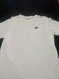 T-Shirt Nike Branca