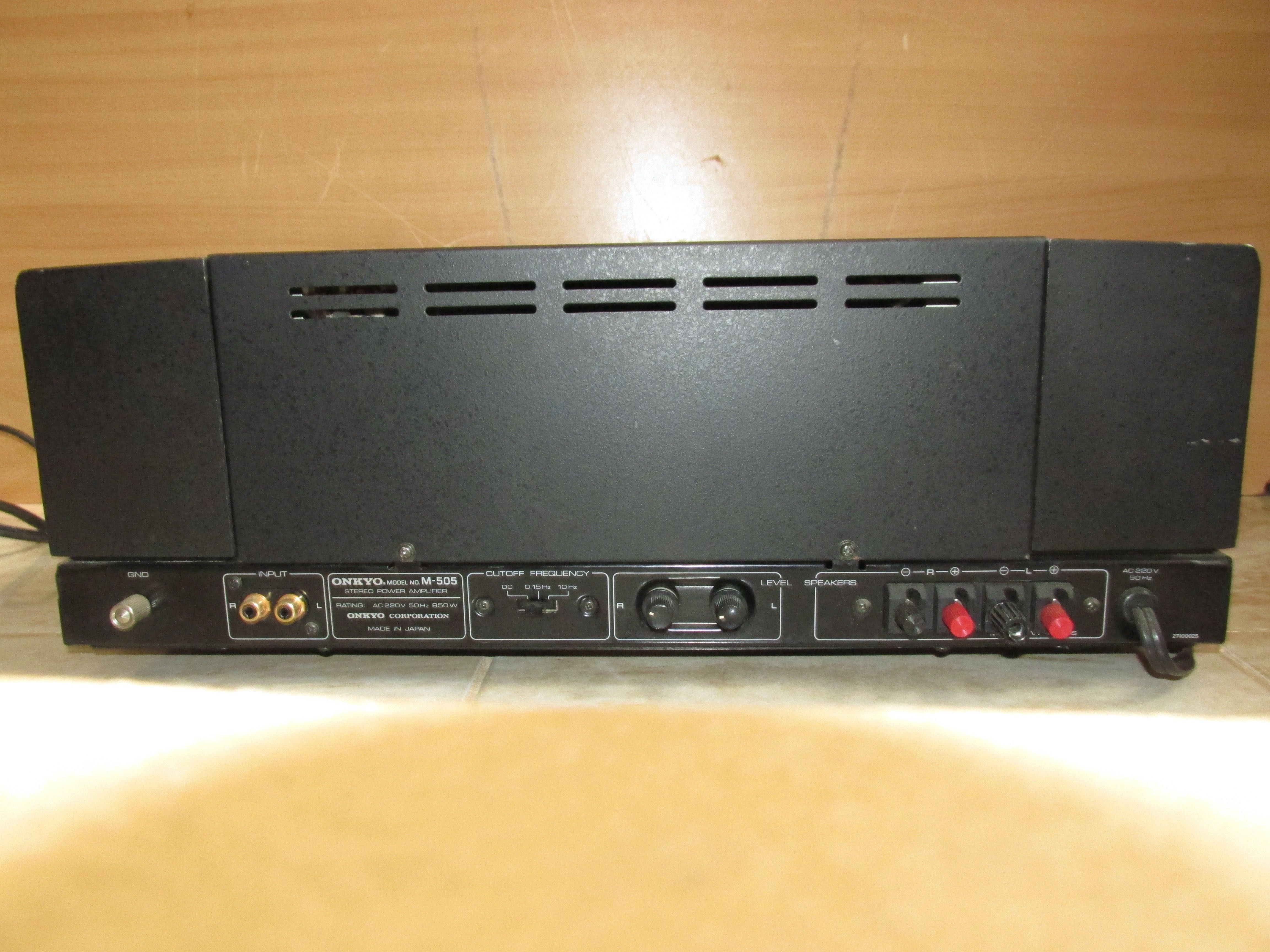 Усилитель мощности Onkyo M 505 двойное моно