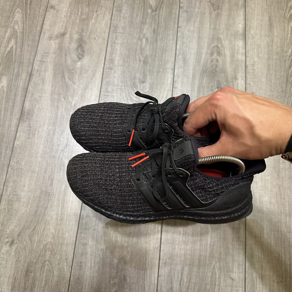 adidas  ultra boost кросівки оригінал