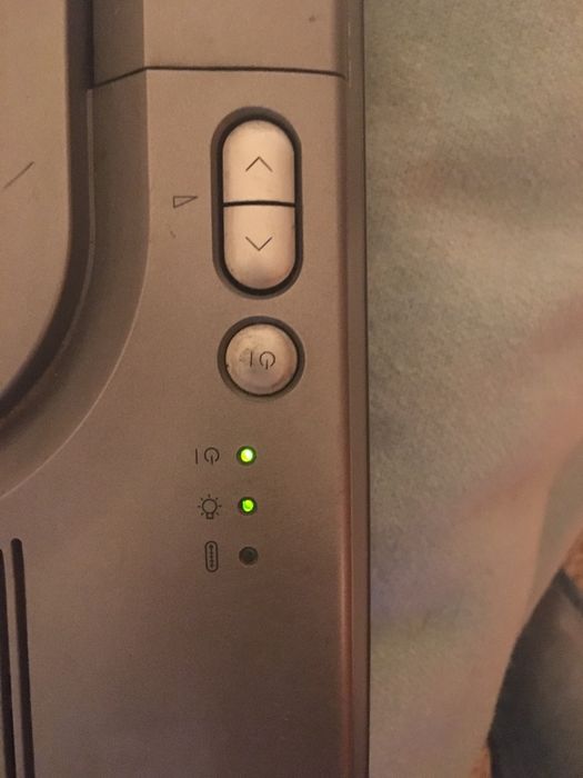 PROJECTOR SHARP - A funcionar em pleno/uso domestico