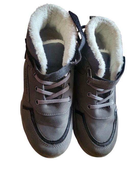 Buty zimowe dla chlopca