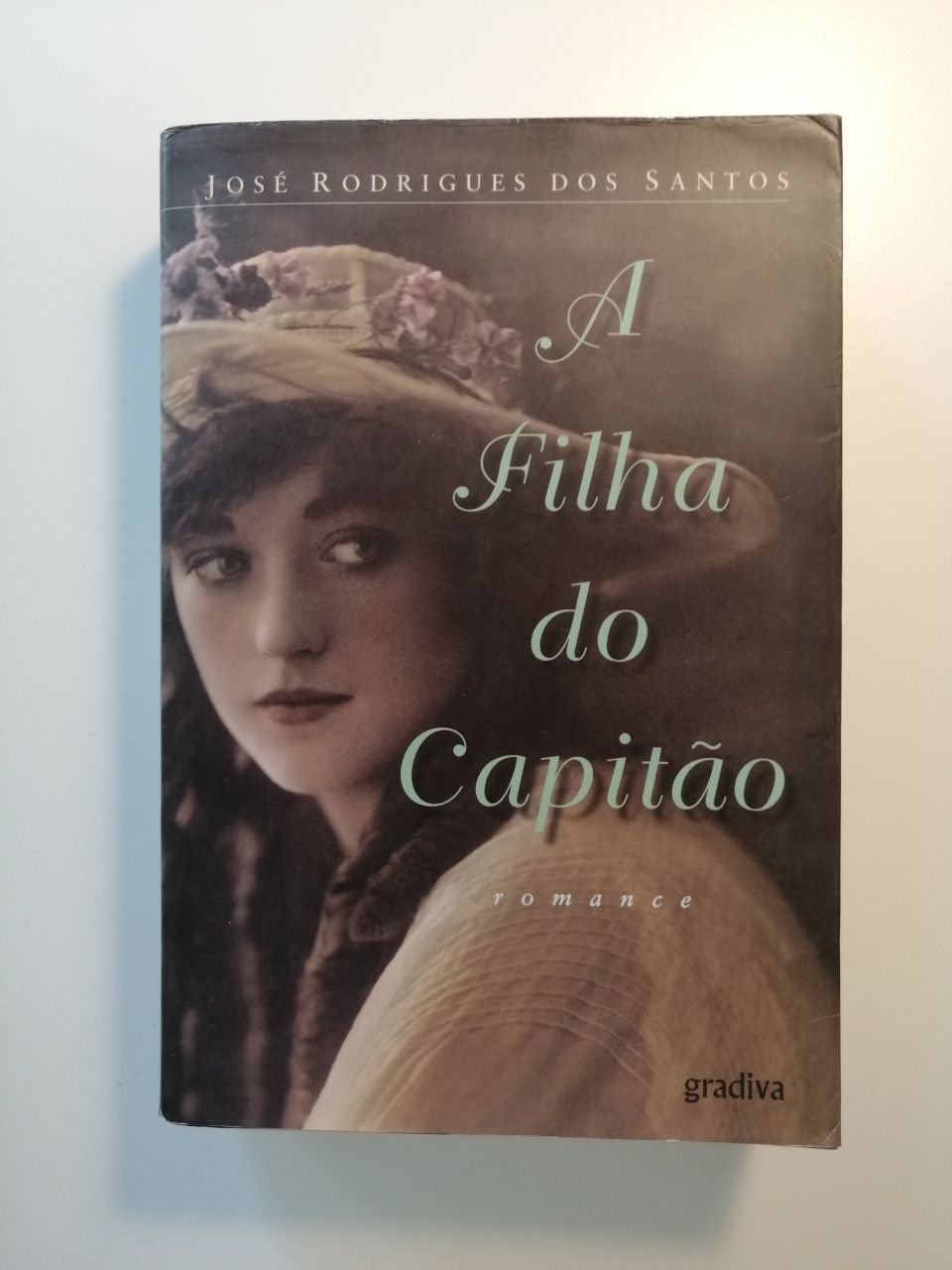 Livros ótimos preços (disponíveis para troca também }