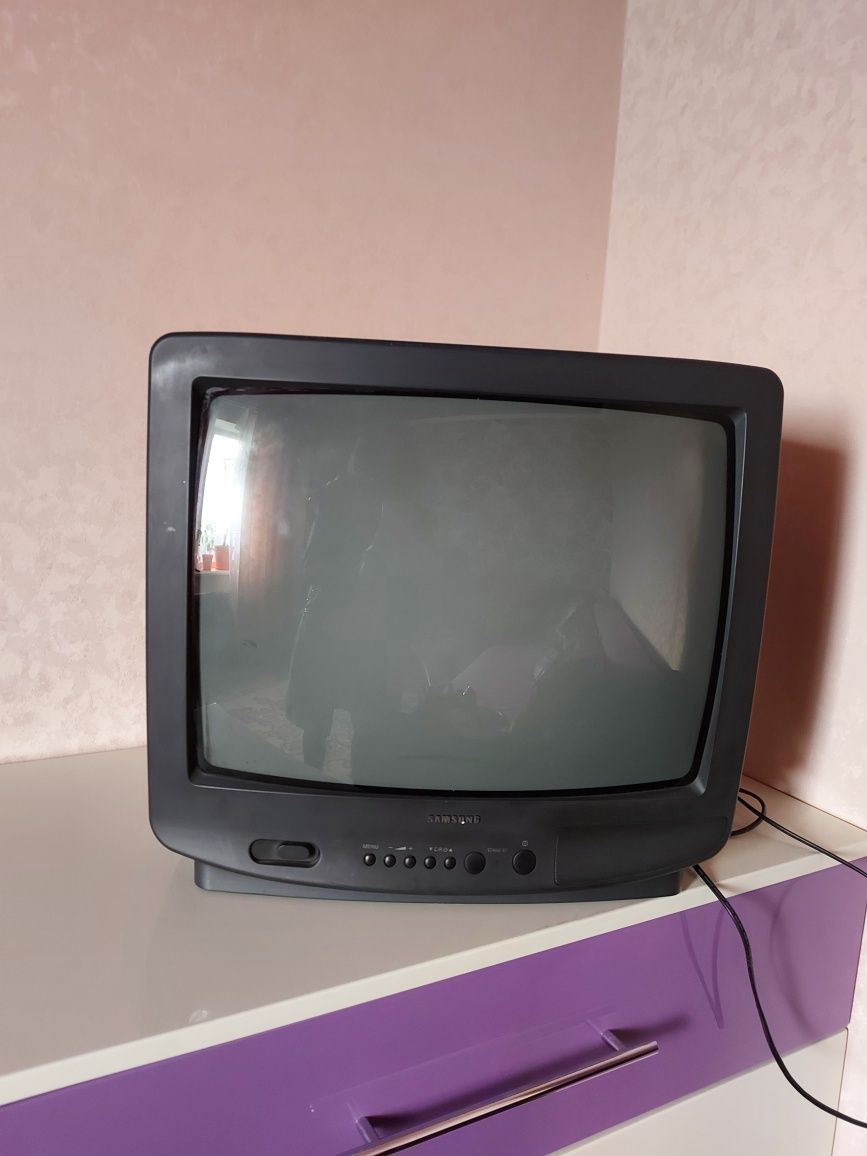 Телевизор Samsung ck-2073xr