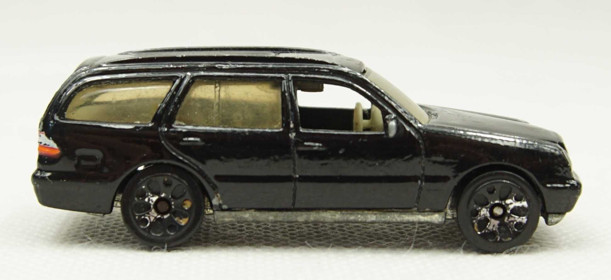 MATCHBOX Mercedes Benz E 430 Wagon 1999